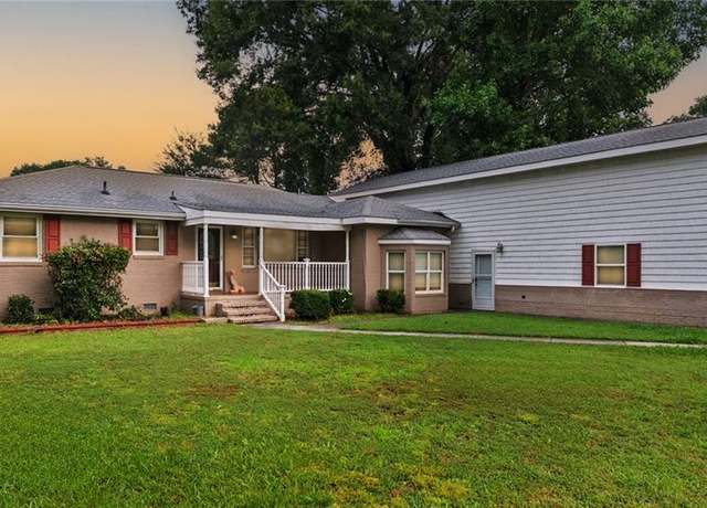 Property at 716 Johnstown Rd, Chesapeake, VA 23322, 4 beds, 4 baths
