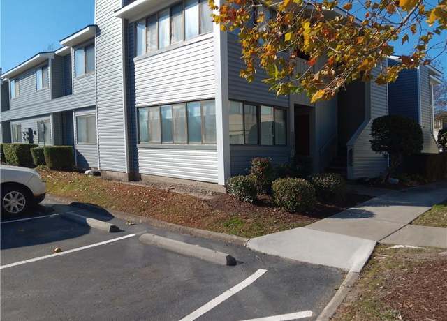 Property at 520 Abbot Mews #104, Virginia Beach, VA 23452, 2 beds, 2 baths