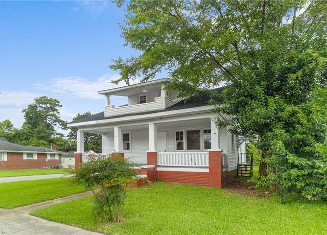 Property at 1546 Jackson Ave, Chesapeake, VA 23324, 4 beds, 2 baths