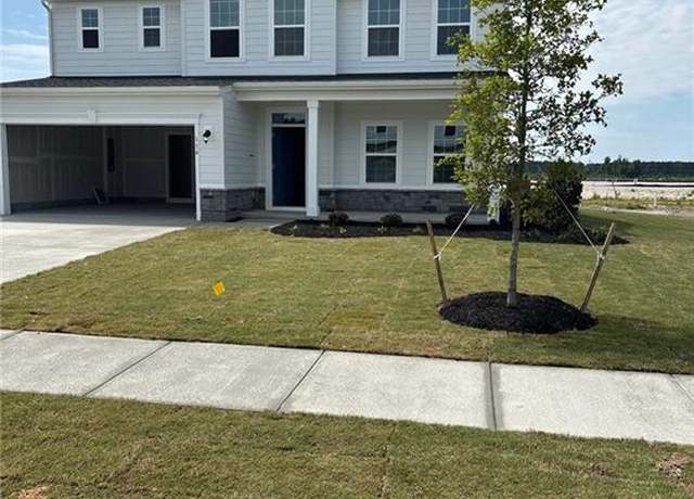 Property at 114 Eunice St, Moyock, NC 27958, 5 beds, 3 baths