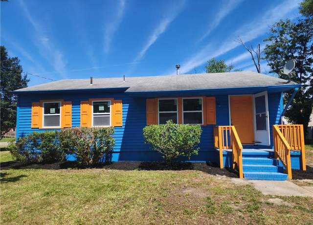 Property at 402 W Lewis Rd, Hampton, VA 23666, 3 beds, 1 bath