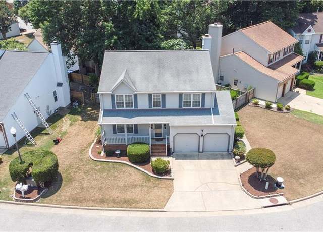 Property at 804 Westgate Ct, Newport News, VA 23602, 4 beds, 2.5 baths