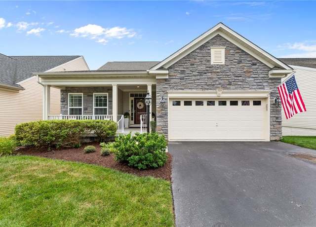 Property at 4015 Kings Oak Ln, Williamsburg, VA 23188, 2 beds, 3 baths