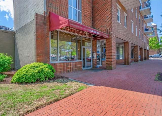 Property at 111 High St #202, Portsmouth, VA 23704, 2 beds, 2 baths