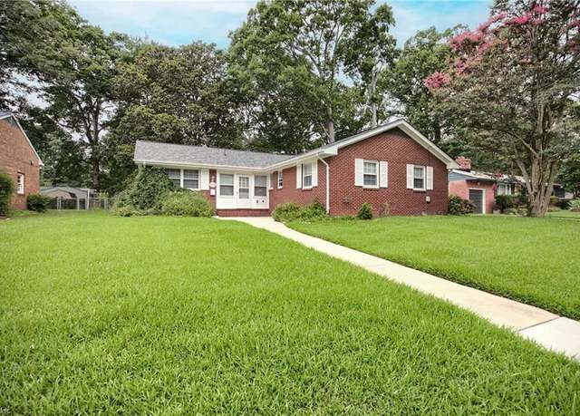 Property at 863 Catalina Dr, Newport News, VA 23608, 3 beds, 2 baths