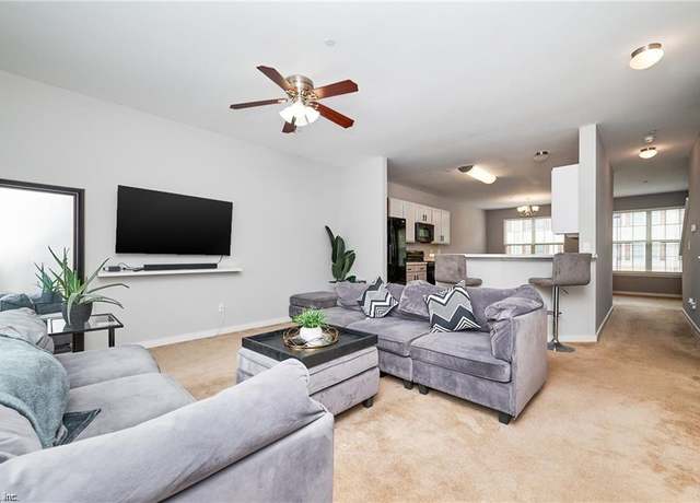 Property at 148 Hemisphere Cir, Newport News, VA 23601, 4 beds, 3 baths