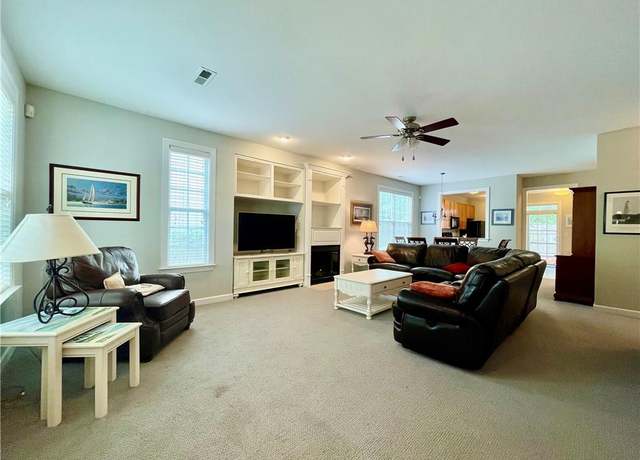 Property at 452 Blue Beech Way, Chesapeake, VA 23320, 3 beds, 2.5 baths