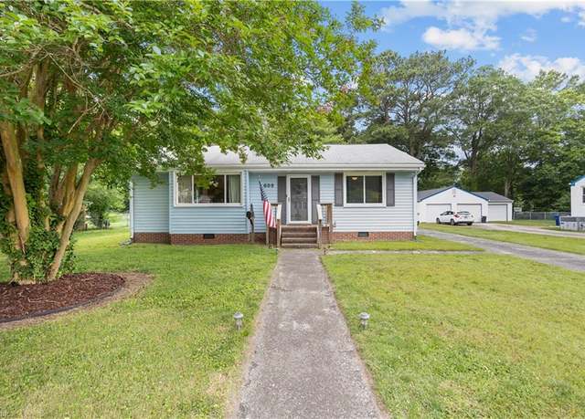 Property at 609 Roslyn Rd, Newport News, VA 23601, 3 beds, 2 baths