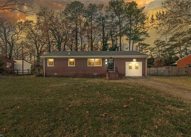 Property at 627 Page Dr, Hampton, VA 23669, 4 beds, 2 baths