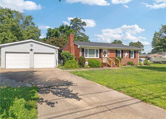 Property at 3025 Catalina Ave, Suffolk, VA 23434, 3 beds, 1 bath