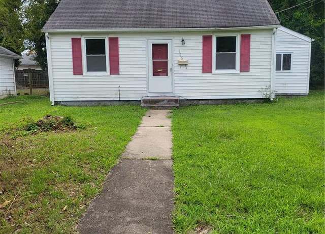 Property at 905 19th St, Newport News, VA 23607, 3 beds, 1.5 baths