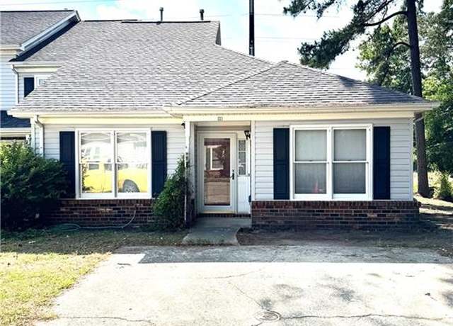 Property at 121 Monarch Glade, Yorktown, VA 23692, 3 beds, 2 baths