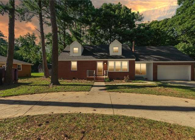 Property at 4812 West Norfolk Rd, Portsmouth, VA 23703, 5 beds, 3 baths