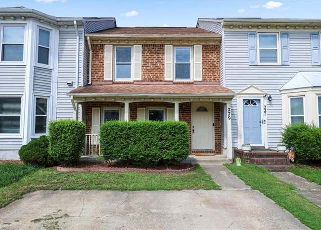 Property at 229 Windbrooke Ln, Virginia Beach, VA 23462, 3 beds, 2.5 baths