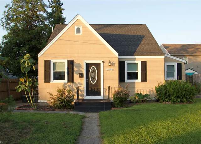 Property at 2204 Willow Wood Dr, Norfolk, VA 23509, 4 beds, 2 baths