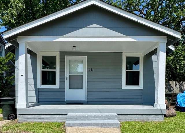 Property at 111 E Cummings Ave, Hampton, VA 23663, 2 beds, 1 bath