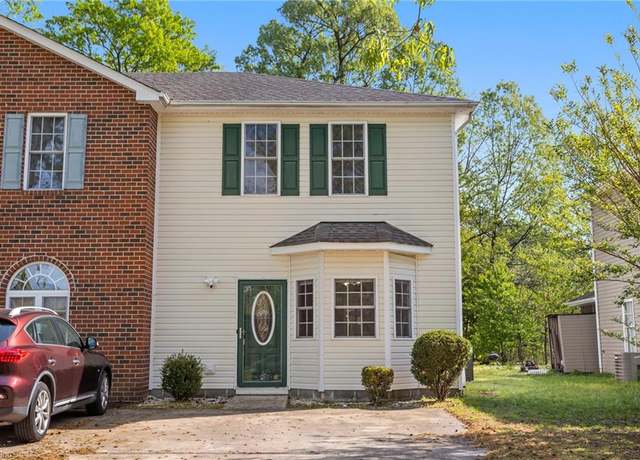 Property at 5629 Parish Ln Unit C, Portsmouth, VA 23703, 3 beds, 2.5 baths