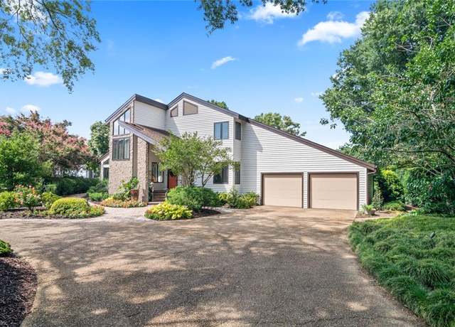 Property at 530 Elizabeth Lake Dr, Hampton, VA 23669, 5 beds, 3 baths