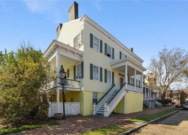 Property at 525 North St, Portsmouth, VA 23704, 6 beds, 5 baths