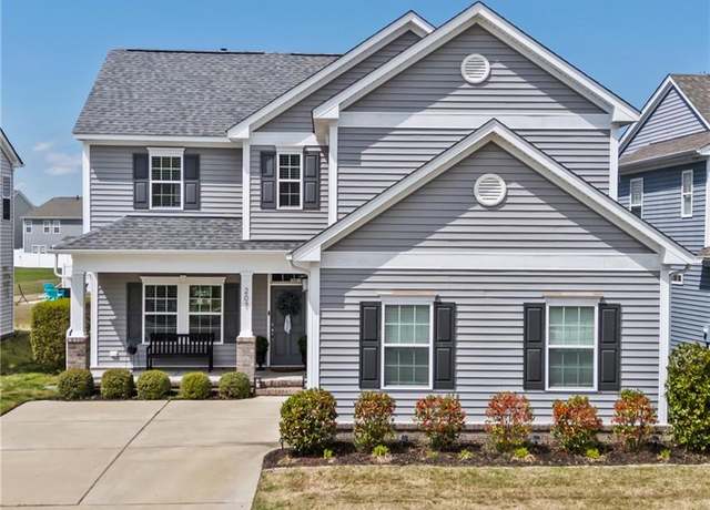 Property at 207 Triton Rd, Suffolk, VA 23435, 4 beds, 2.5 baths