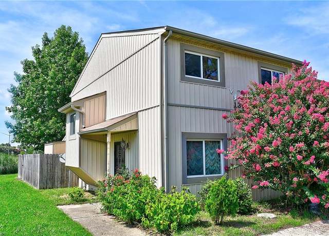 Property at 1315 Sierra Dr, Virginia Beach, VA 23453, 3 beds, 2.5 baths