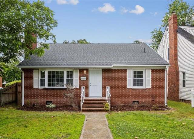 Property at 702 Blair Ave, Hampton, VA 23661, 3 beds, 1.5 baths