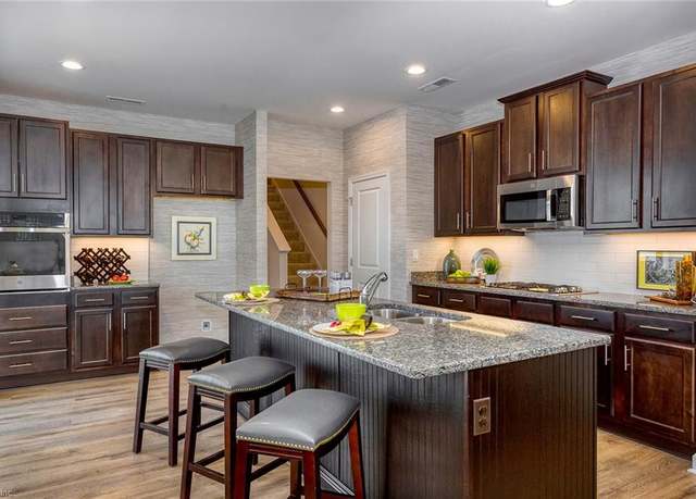 Property at 1200 Capella Ln Unit B, Suffolk, VA 23434, 3 beds, 3 baths