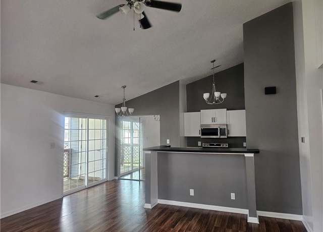 Property at 31 Lyford Ky Unit B, Hampton, VA 23666, 2 beds, 2 baths