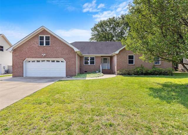 Property at 709 Greenwing Dr, Chesapeake, VA 23323, 4 beds, 2 baths
