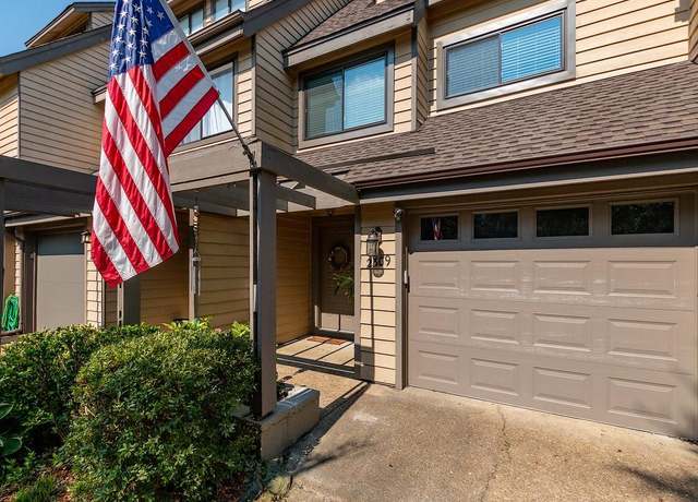 Property at 2309 Kingbird Ln, Virginia Beach, VA 23455, 3 beds, 3.5 baths