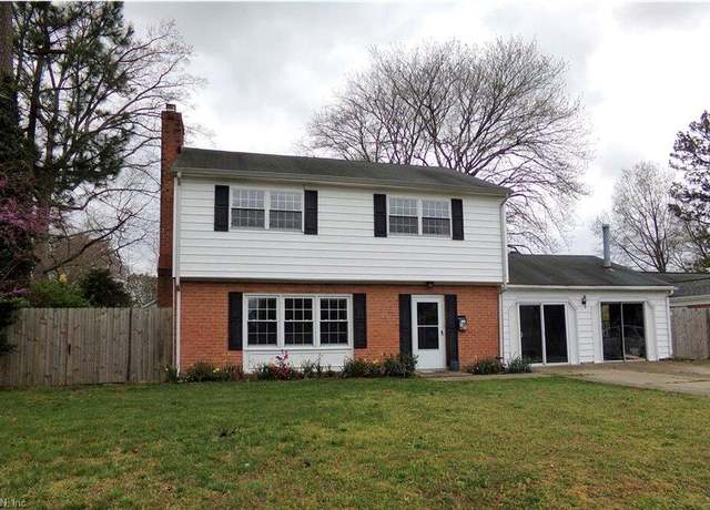 Property at 327 Nassau Pl, Hampton, VA 23666, 4 beds, 2.5 baths