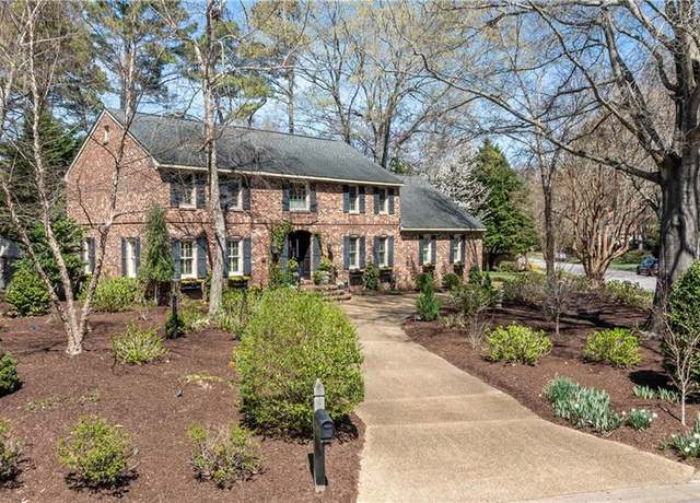 Property at 1700 Bohnhoff Ct, Virginia Beach, VA 23454, 6 beds, 4.5 baths