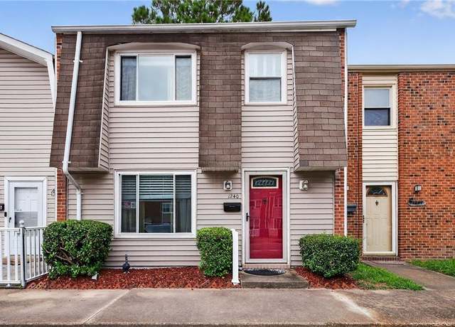 Property at 1240 Clydesdale Ln, Virginia Beach, VA 23464, 3 beds, 2.5 baths