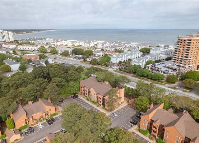 Property at 3058 Cape Henry Ct, Virginia Beach, VA 23451, 2 beds, 2 baths