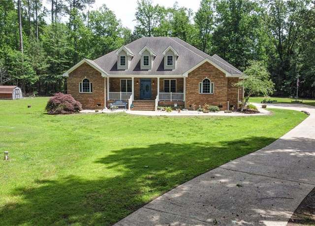 Property at 1813 Taft Rd, Chesapeake, VA 23322, 4 beds, 3 baths