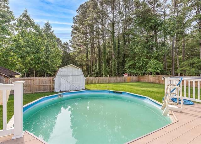 Property at 940 Blackwater Rd, Chesapeake, VA 23322, 3 beds, 2.5 baths