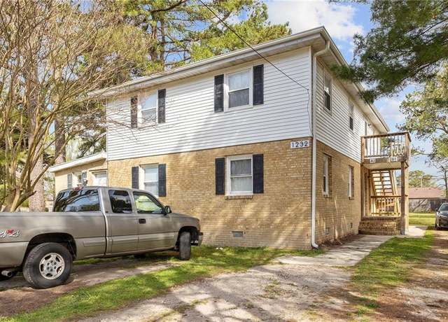 Property at 1232 Bells Rd, Virginia Beach, VA 23454, 6 beds, 4 baths