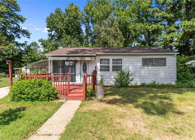 Property at 119 York Dr, Portsmouth, VA 23702, 2 beds, 1 bath