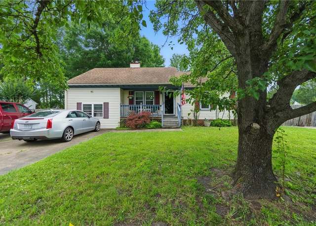 Property at 2301 Broadnax Dr, Chesapeake, VA 23323, 4 beds, 2 baths