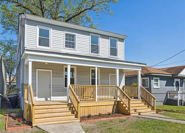 Property at 839 Mt Vernon Ave, Portsmouth, VA 23707, 6 beds, 4 baths