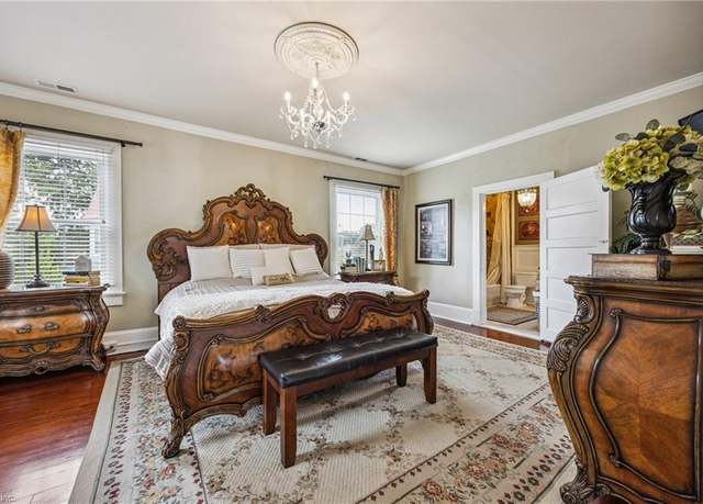 Property at 211 S Broad St, Suffolk, VA 23434, 5 beds, 3 baths