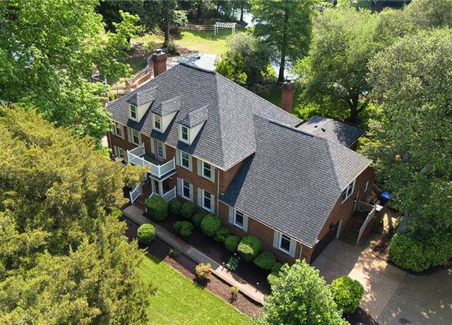 Property at 1713 Lovetts Pond Ln, Virginia Beach, VA 23454, 4 beds, 3 baths