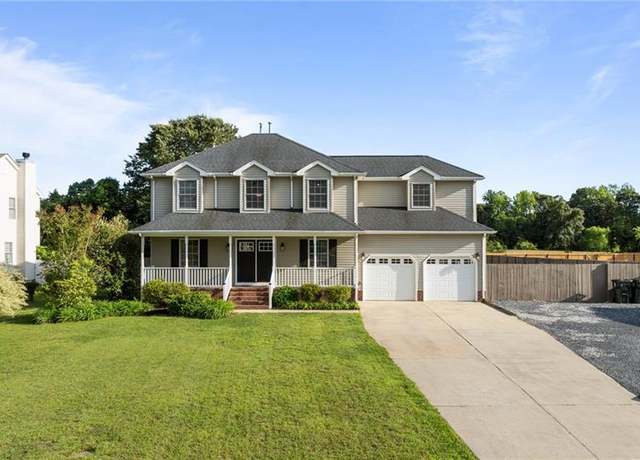 Property at 700 Canteberry Ln, Smithfield, VA 23430, 4 beds, 2.5 baths