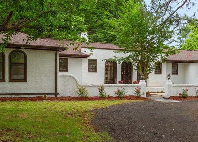 Property at 3013 Voyager Ct, Chesapeake, VA 23321, 4 beds, 2.5 baths