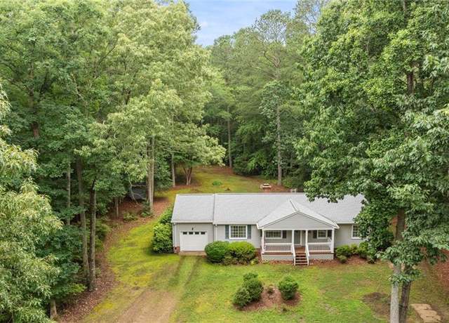Property at 11192 Eventide Ln, Gloucester, VA 23061, 3 beds, 2 baths