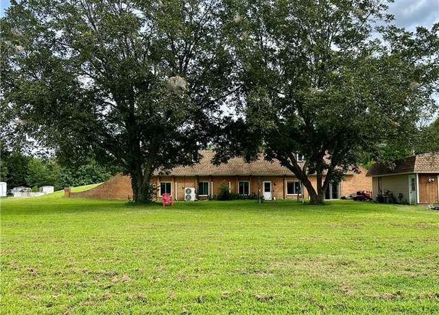 Property at 5016 Shoulders Hill Rd, Suffolk, VA 23435, 3 beds, 2 baths