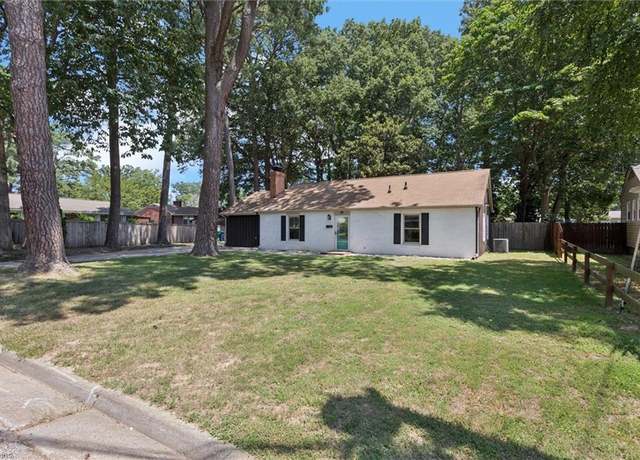 Property at 89 Adams Dr, Newport News, VA 23601, 3 beds, 1.5 baths