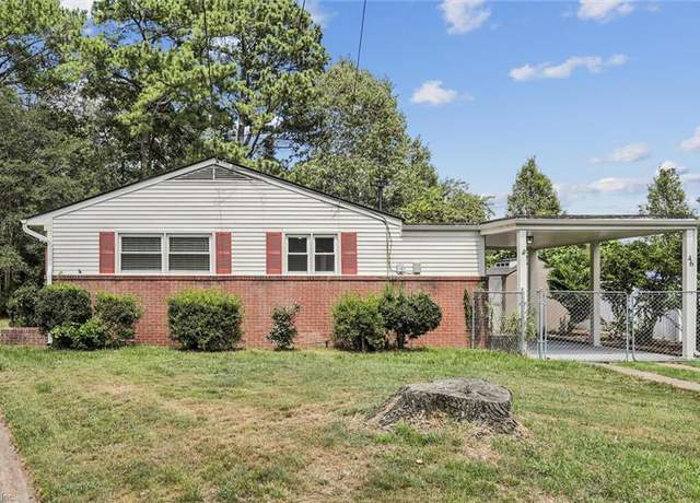Property at 46 Oxford Rd, Newport News, VA 23606, 3 beds, 1.5 baths