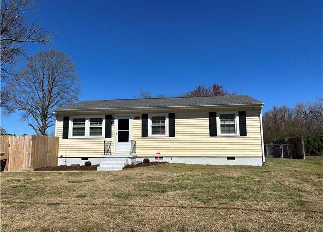 Property at 1637 Lawndale Dr, Hampton, VA 23661, 3 beds, 1 bath