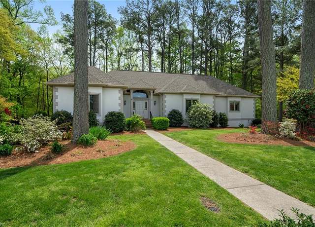 Property at 115 Pitchkettle Point Cir, Suffolk, VA 23434, 4 beds, 3 baths